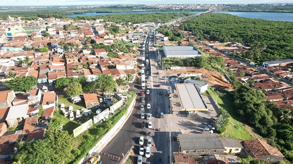 Linhas de ônibus terão itinerários modificados em nova fase de interdição da avenida Felizardo Moura