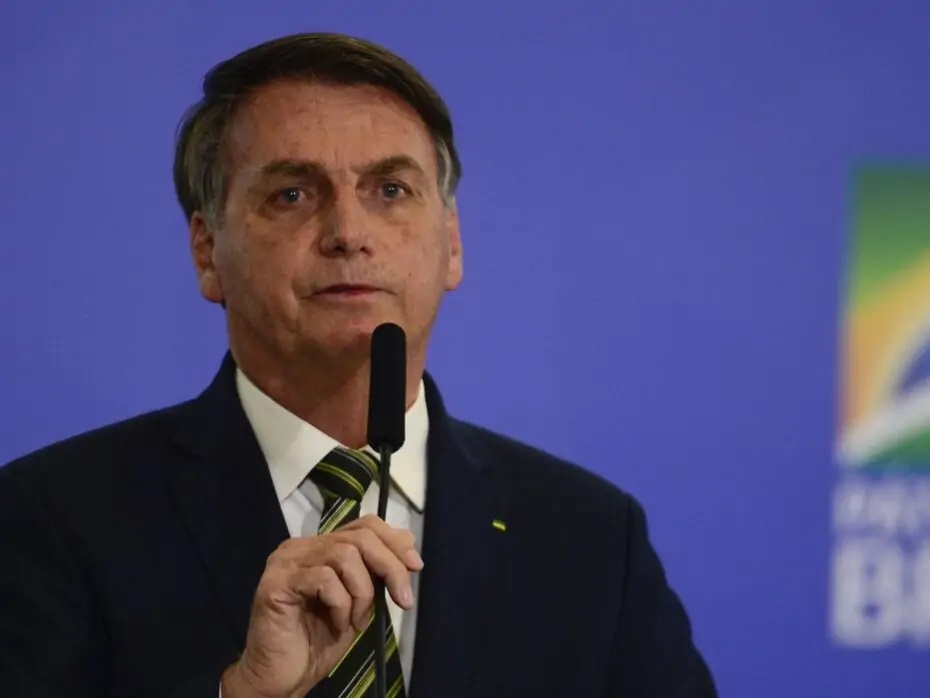 Bolsonaro deixa hospital após bateria de exames pré-operatórios em SP