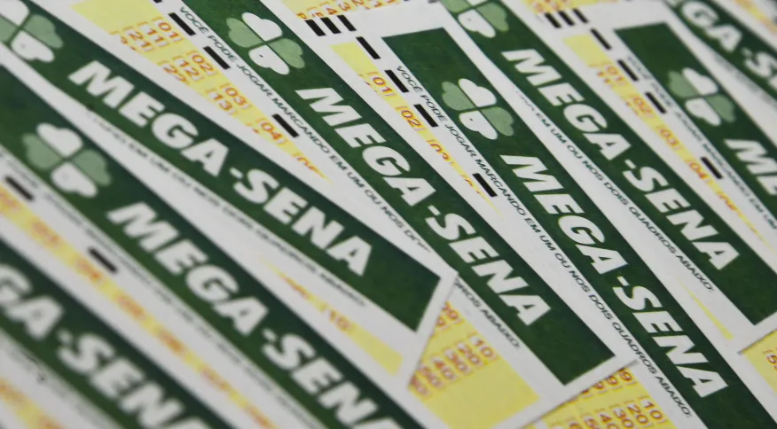 Mega-Sena: ninguém acerta as dezenas e prêmio acumula para R$ 30 milhões