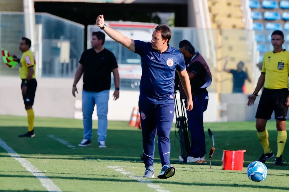 Técnico do América-RN vai integrar a Seleção Brasileira nas Eliminatórias em comissão de Diniz