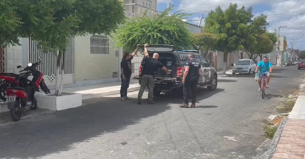 VÍDEO: Polícia Civil prende homem investigado por matar três cachorros em Areia Branca