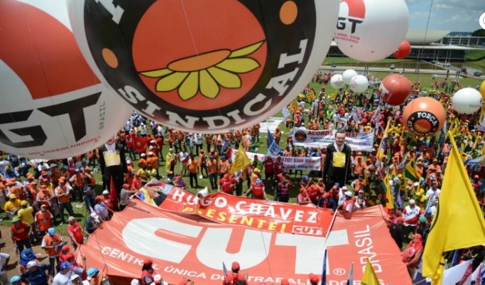 STF forma maioria e abre caminho para volta do imposto sindical