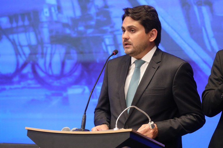 PGR defendeu buscas contra ministro de Lula