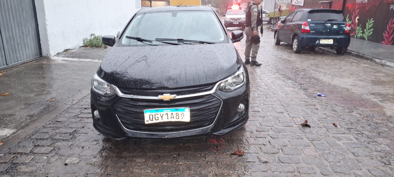 Confusão em Ponta Negra deixa um homem morto e outro ferido