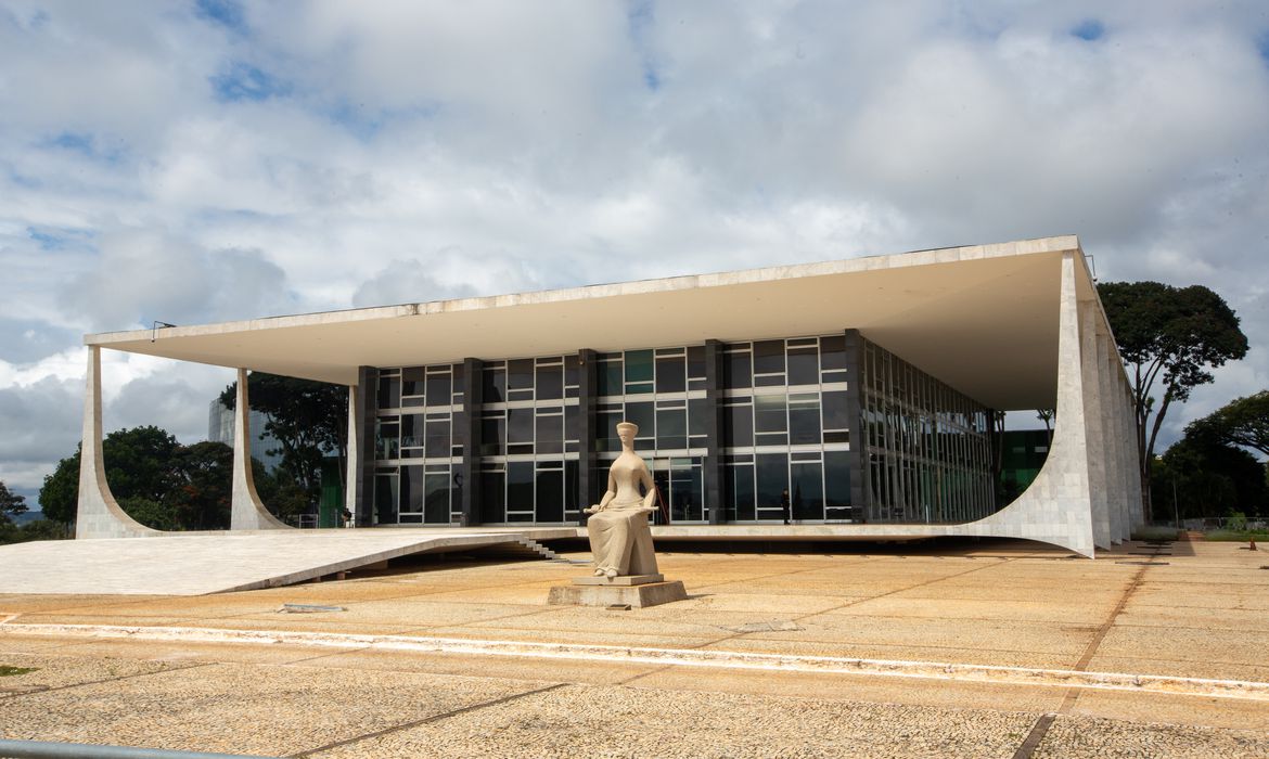 STF já tem 7 votos para volta da cobrança do “imposto sindical”
