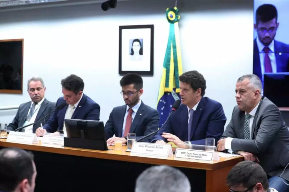 Capanga do MST diz ter apoio de deputado do PT e CPI investiga