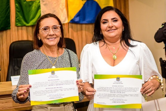 Justiça Eleitoral cassa mandatos de prefeita e vice do RN por abuso de poder