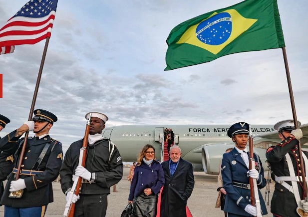 Lula torra R$7,3 milhões em viagem que ainda fará a Nova York dia 18