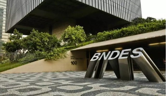 Cuba deu o calote de R$1,2 bilhão no BNDES