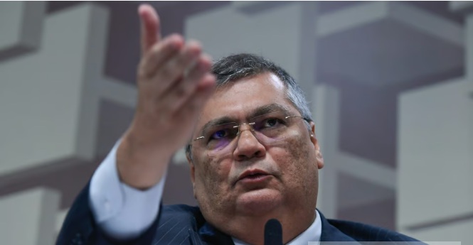 A fritura petista de Flávio Dino