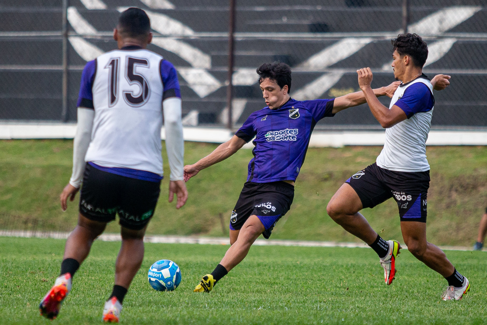 ABC x Sport e Palmeiras em campo; veja os jogos de hoje e onde assistir