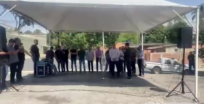 VÍDEO: Prefeito fala em “castrar meninas” para controle da população
