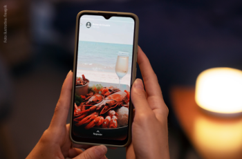 Trabalhador de atestado que postou foto de hotel no celular da empresa é demitido por justa causa