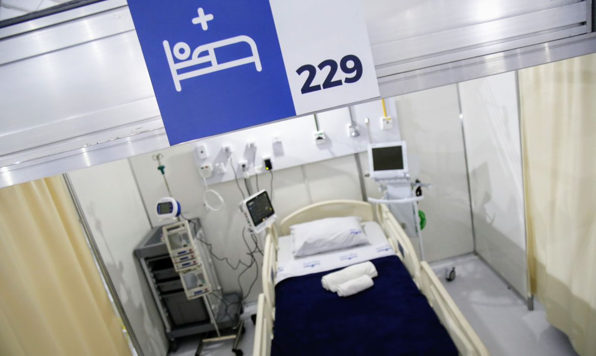 Enfermeiro é acusado de se masturbar em quarto de hospital onde estava paciente