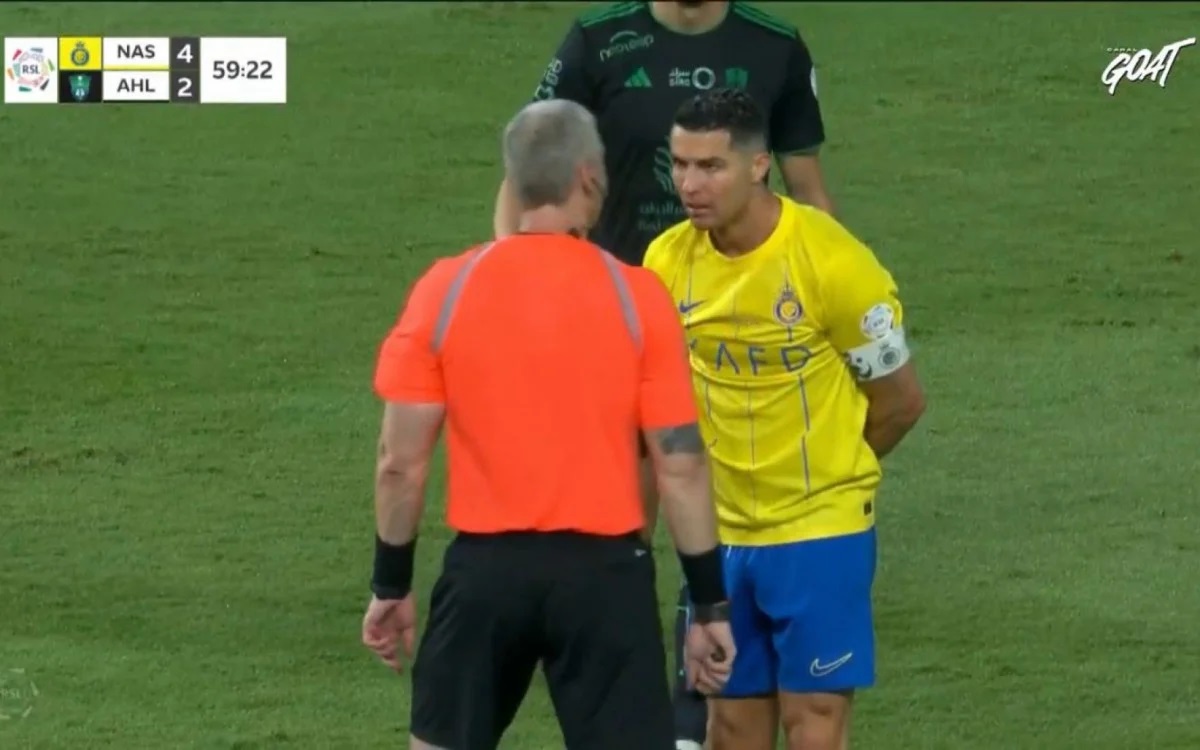 VÍDEO: Cristiano Ronaldo fica 'pistola' e dá bronca em Anderson Daronco