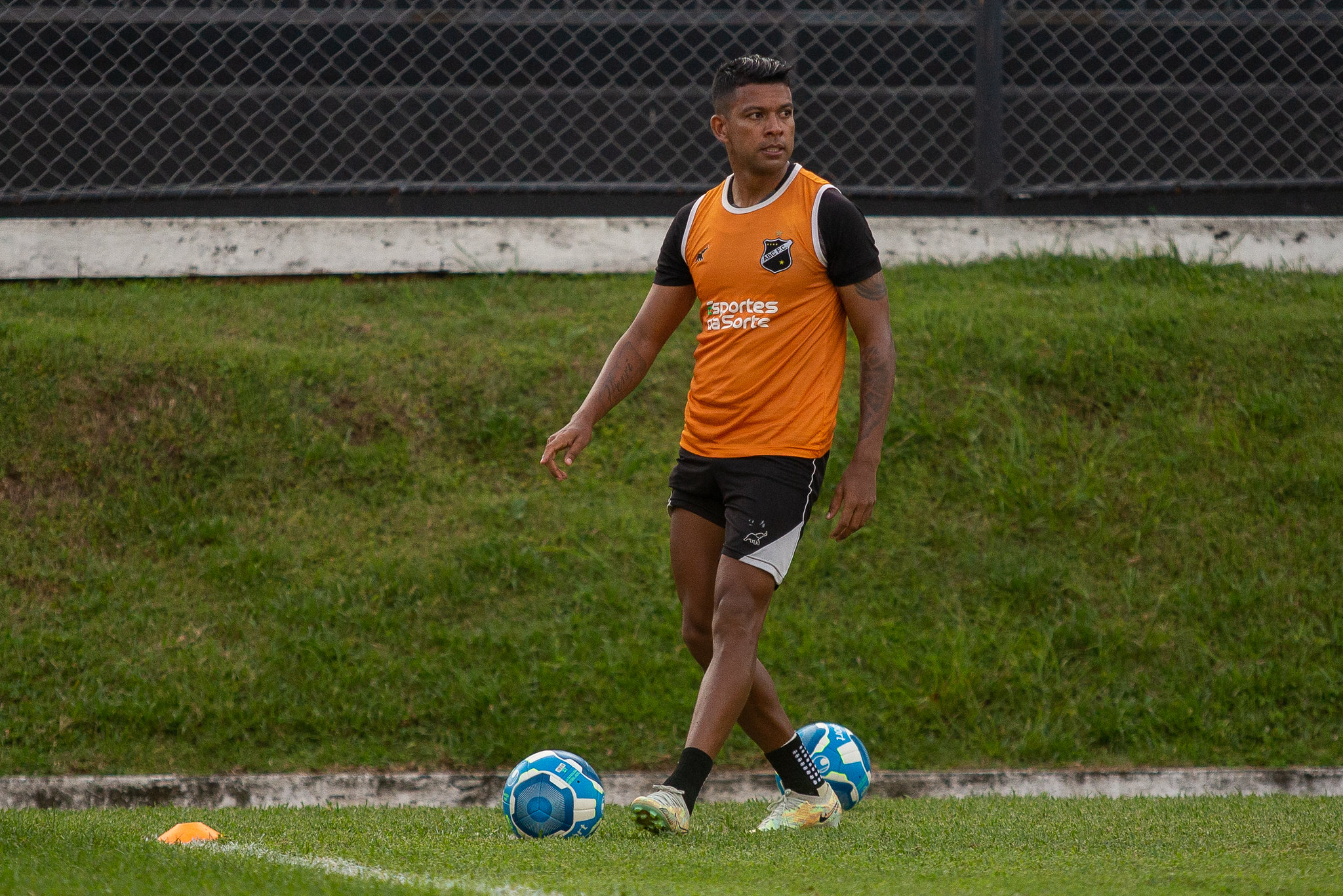 ABC e Vasco em campo pelo Brasileirão; confira os jogos de hoje e onde assistir