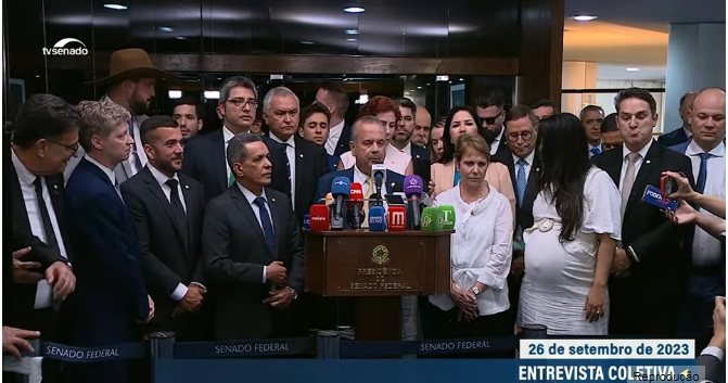 Oposição protocola pedido de plebiscito sobre o aborto