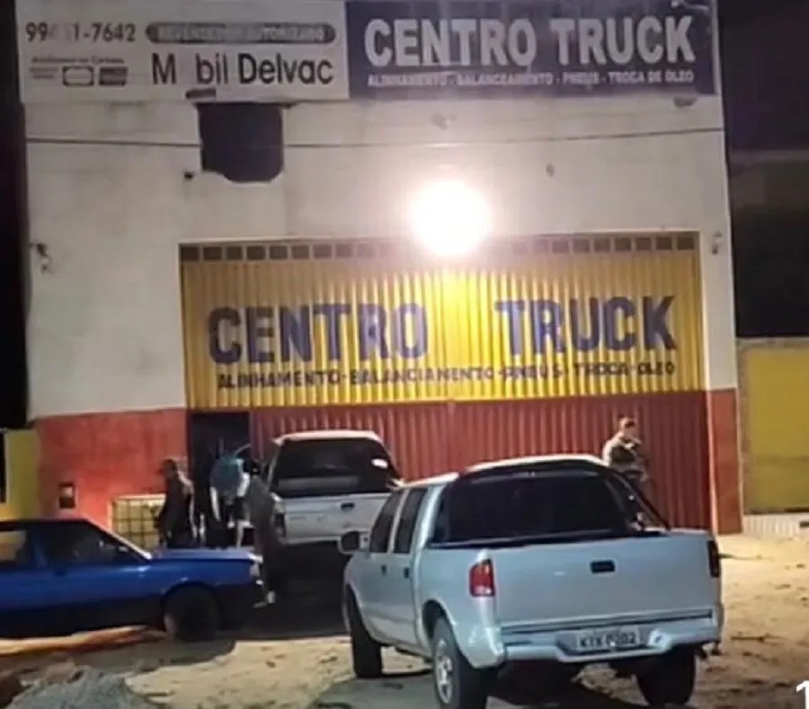 VÍDEO: Comércio em cidade do RN é alvo de "chuva de balas"; proprietário desabafa