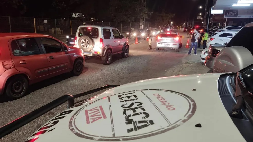 Duas pessoas são presas e outras 14 autuadas por embriaguez ao volante na Grande Natal