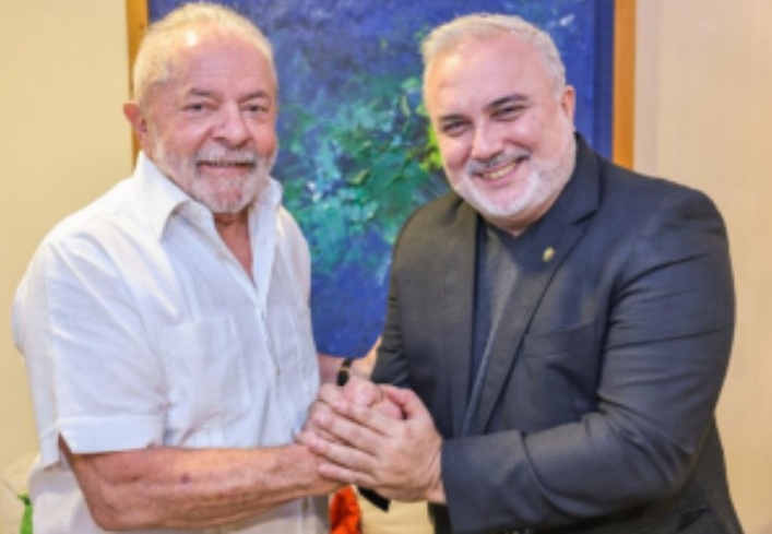 Lula não prometeu que preço dos combustíveis não subiria, diz Prates