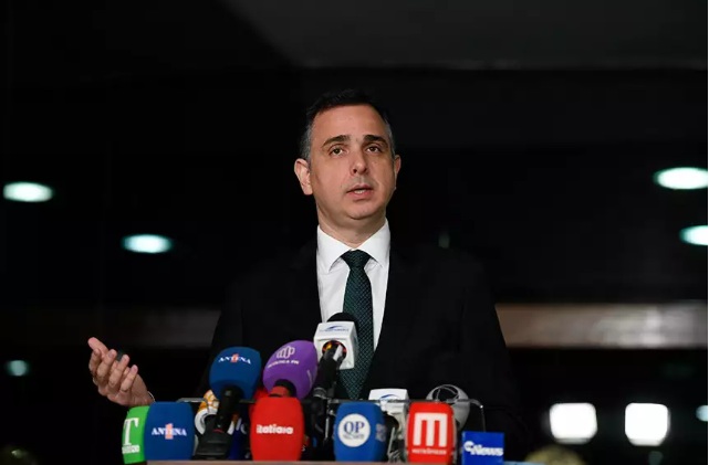 Senado agiliza PEC antidrogas contra decisão do STF que libera o porte