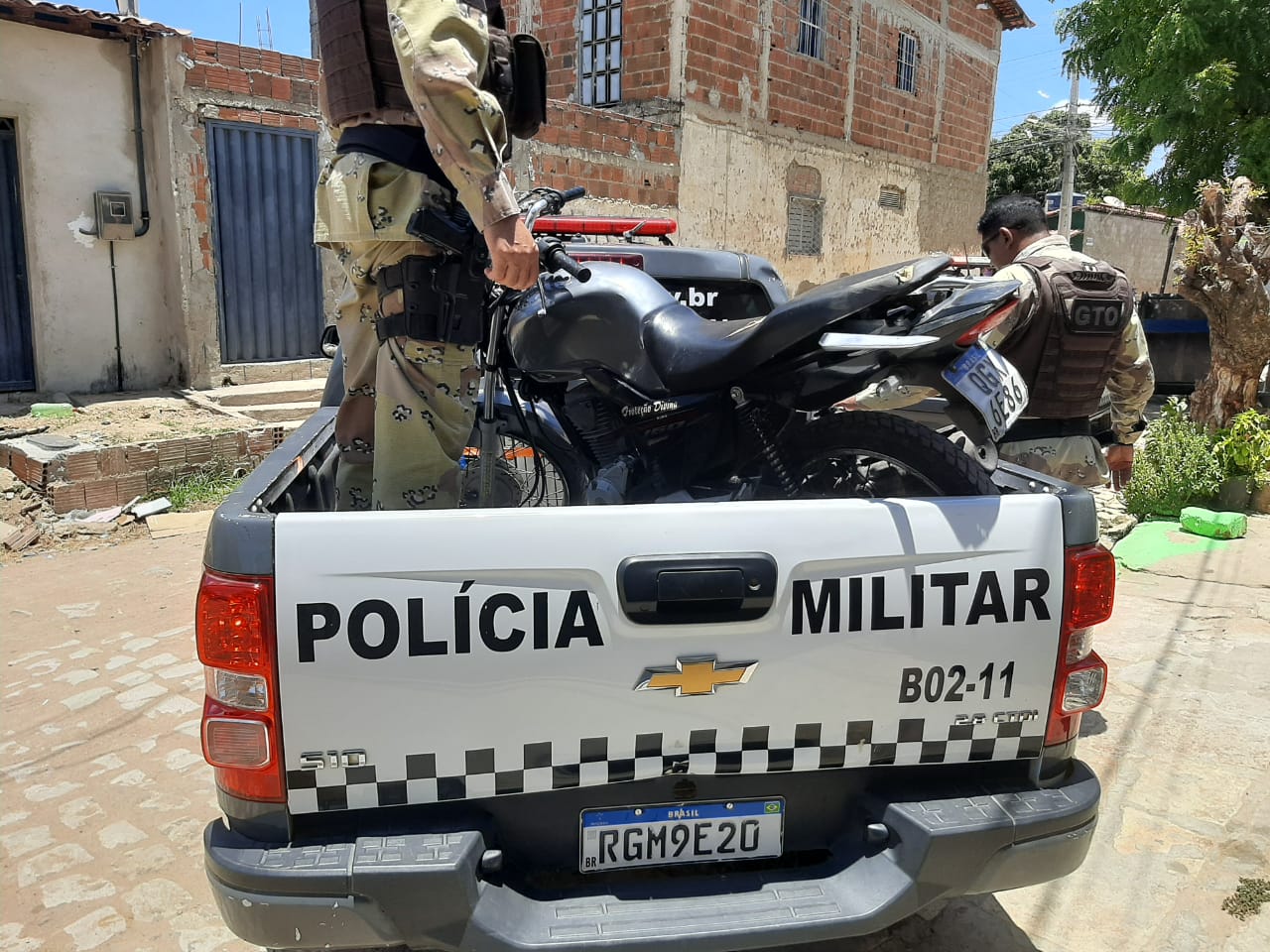 PM apreende moto envolvida em acidente que matou criança em Mossoró