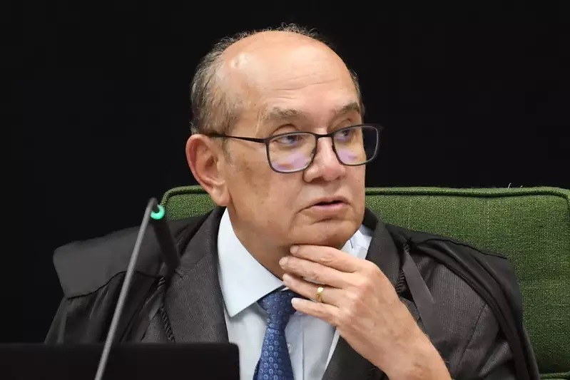 Gilmar ataca proposta de mandato no STF e revolta senadores