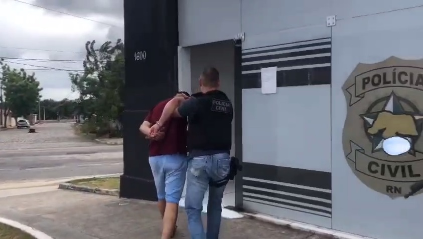 Após perseguição, Polícia Civil prende investigado por violência doméstica contra ex-companheira no Alecrim