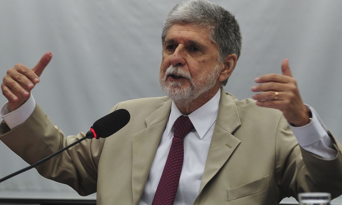 Celso Amorim assinou prefácio de livro que exalta o lado “diplomático” do Hamas