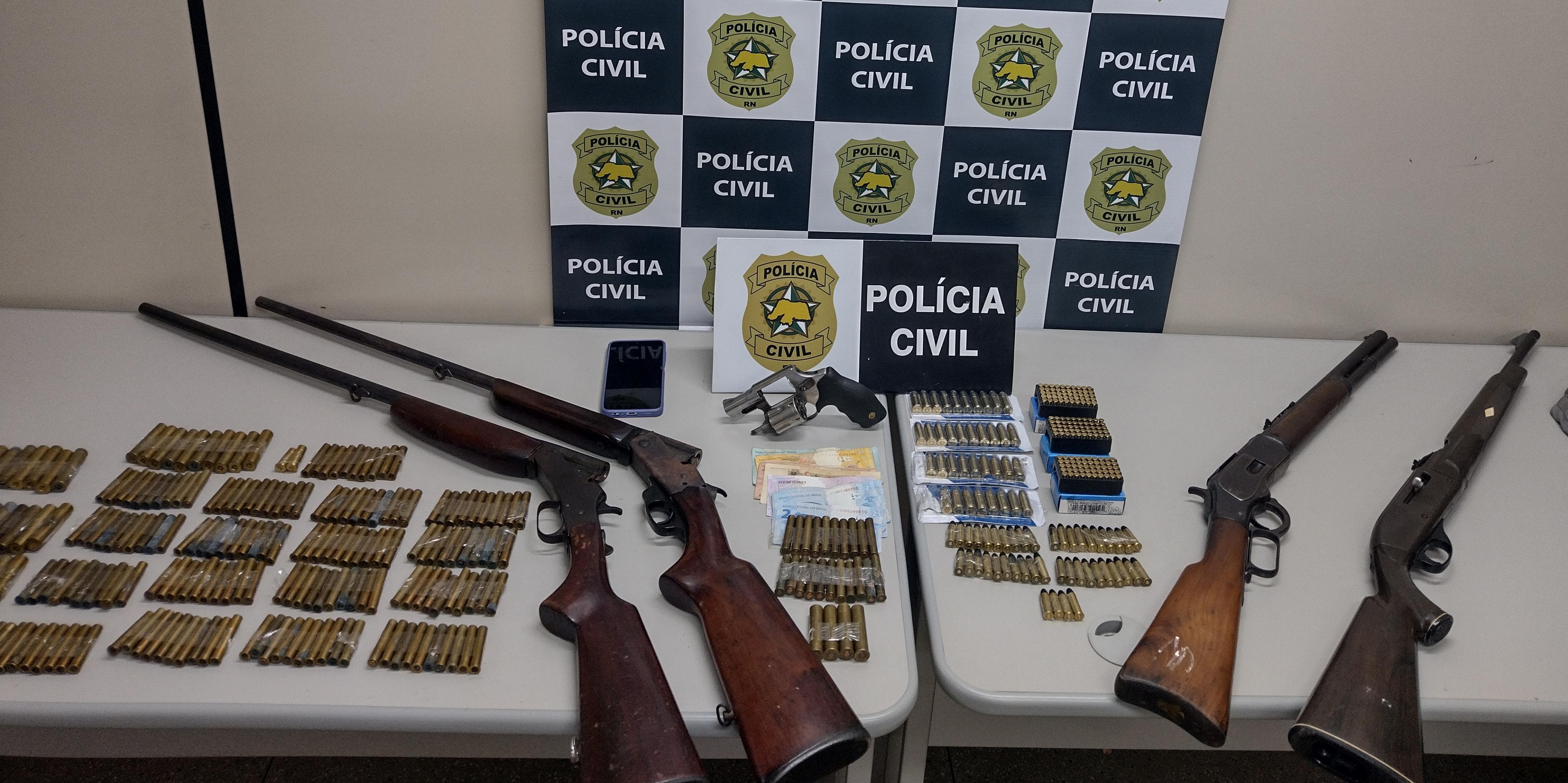 Polícia Civil resgata aves silvestres e prende dois homens em flagrante na Grande Natal
