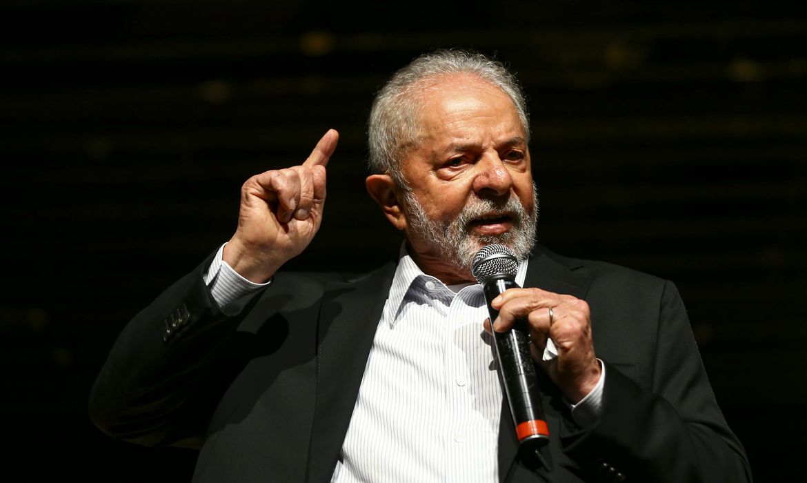 Hamas mata brasileiros e bebês e Lula finge não ver