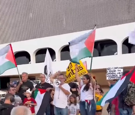VÍDEO: Manifestação em Brasília reunindo militantes de partidos de esquerda tem grito de ‘viva o Hamas’