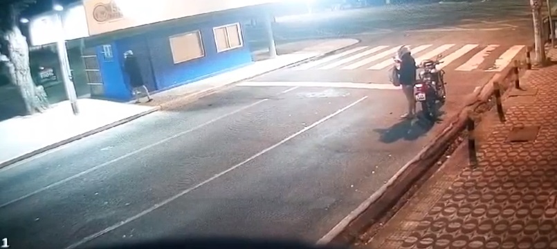 VÍDEO: Base de Operações da STTU é alvo de vandalismo na madrugada desta segunda-feira (9)