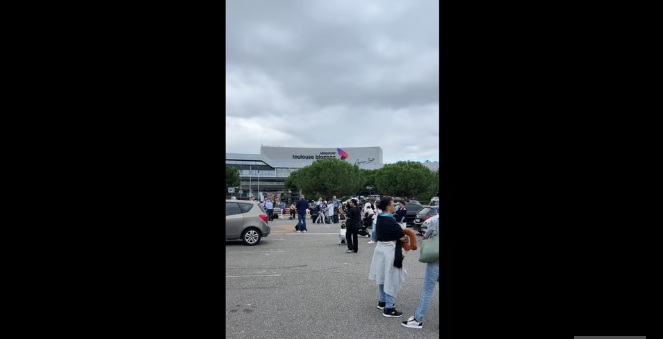6 aeroportos são esvaziados na França por ameaças de atentado
