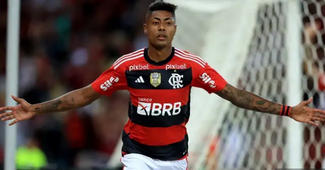 Flamengo põe limite e não vai cobrir oferta do Palmeiras por Bruno Henrique