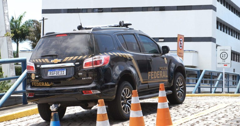 PF prende dois homens procurados pela Justiça durante o trabalho na Grande Natal