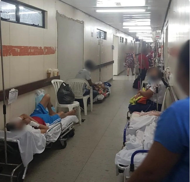 MP recomenda transferência de pacientes internados em macas nos corredores do Walfredo Gurgel