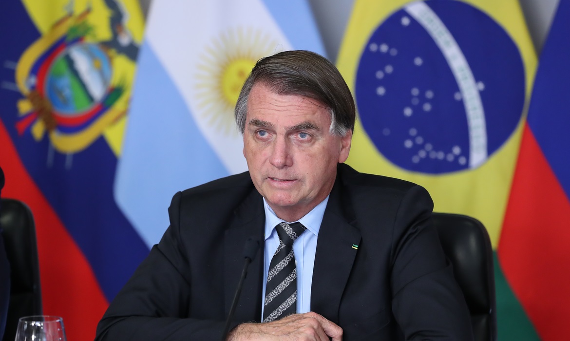 Brasil passou 4 anos sem “MST, greves e terrorismo”, diz Bolsonaro