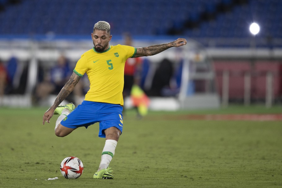Como melhor brasileiro na Inglaterra virou 'fantasma' para Diniz na seleção