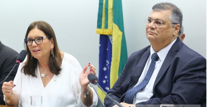 “Não sou guardião de câmera”, responde Dino sobre imagens do 8 de janeiro apagadas