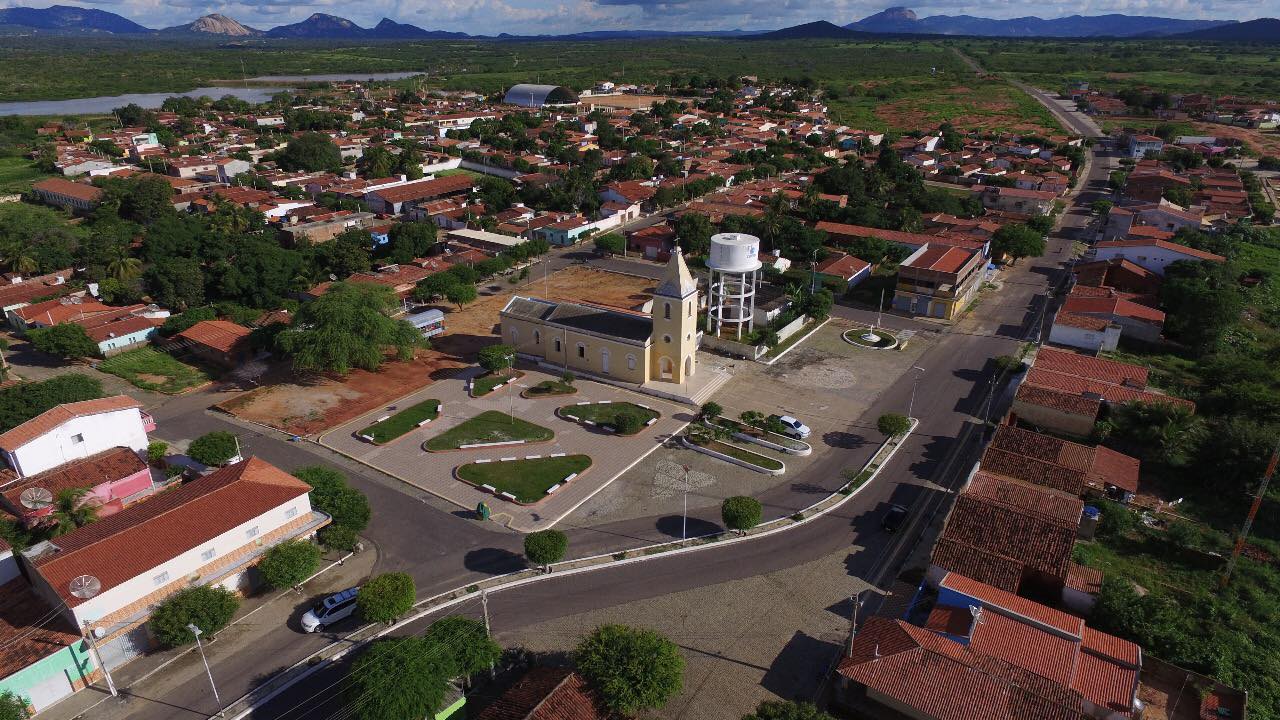 ÁUDIO: Motorista causa confusão ao transportar cachorro em carro da prefeitura junto com pacientes no RN