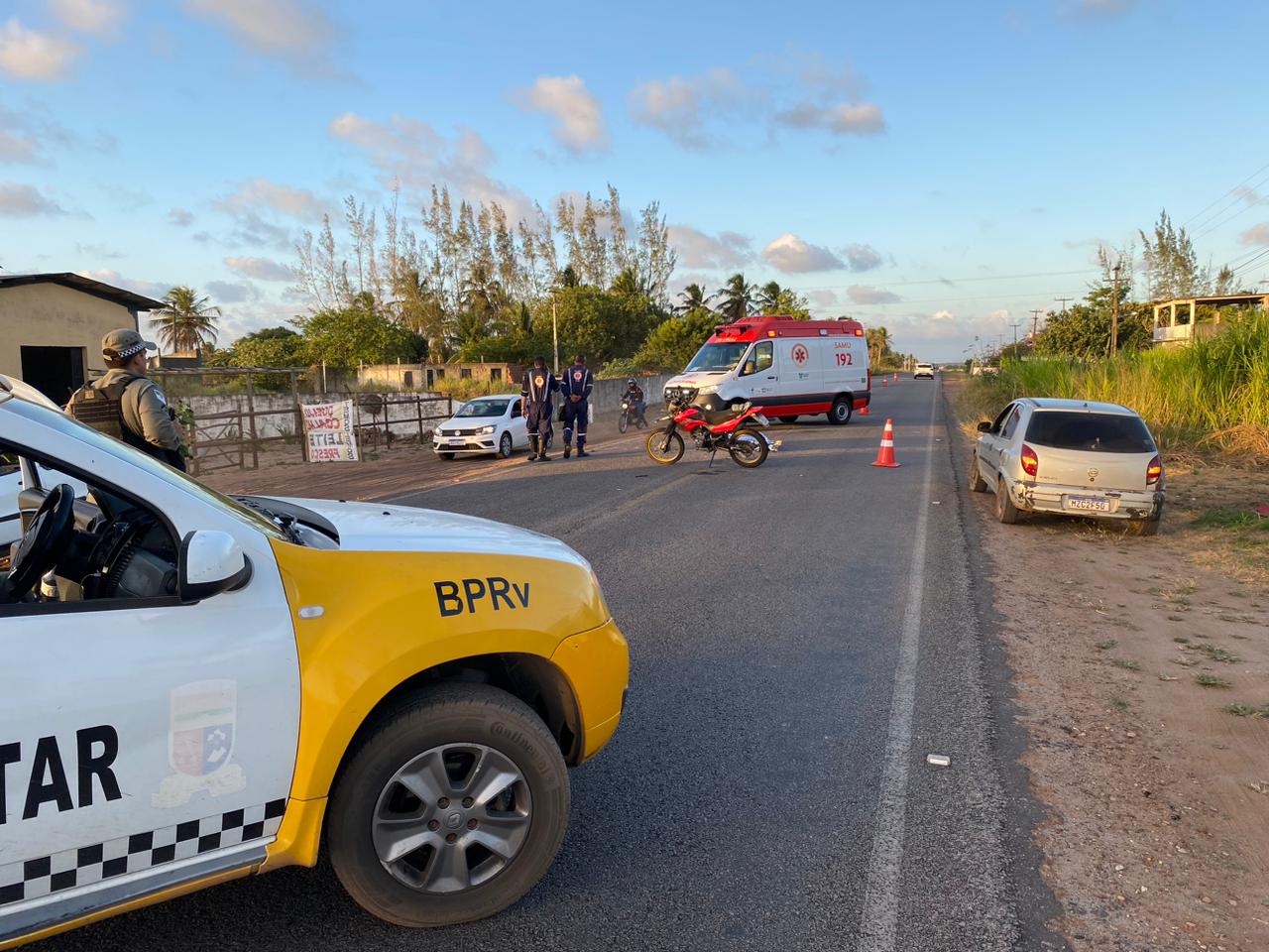 Motociclista morre após bater na traseira de caminhão em rodovia na Grande Natal