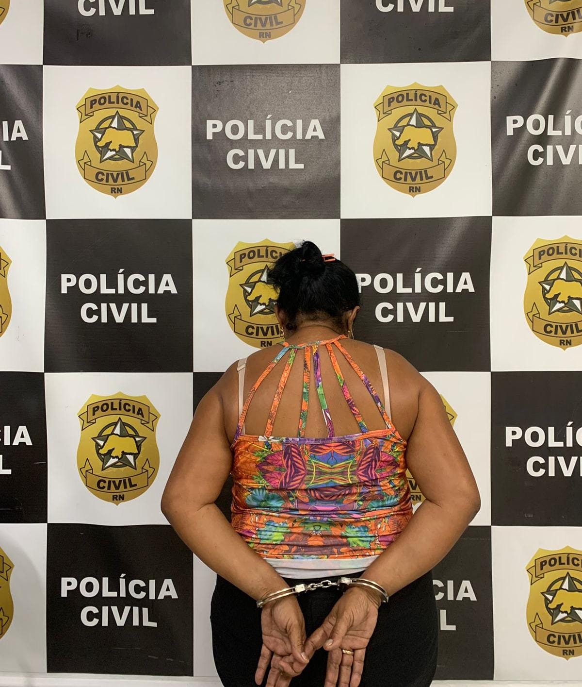 Polícia Civil prende dois suspeitos por fraude milionária a cartórios de Natal