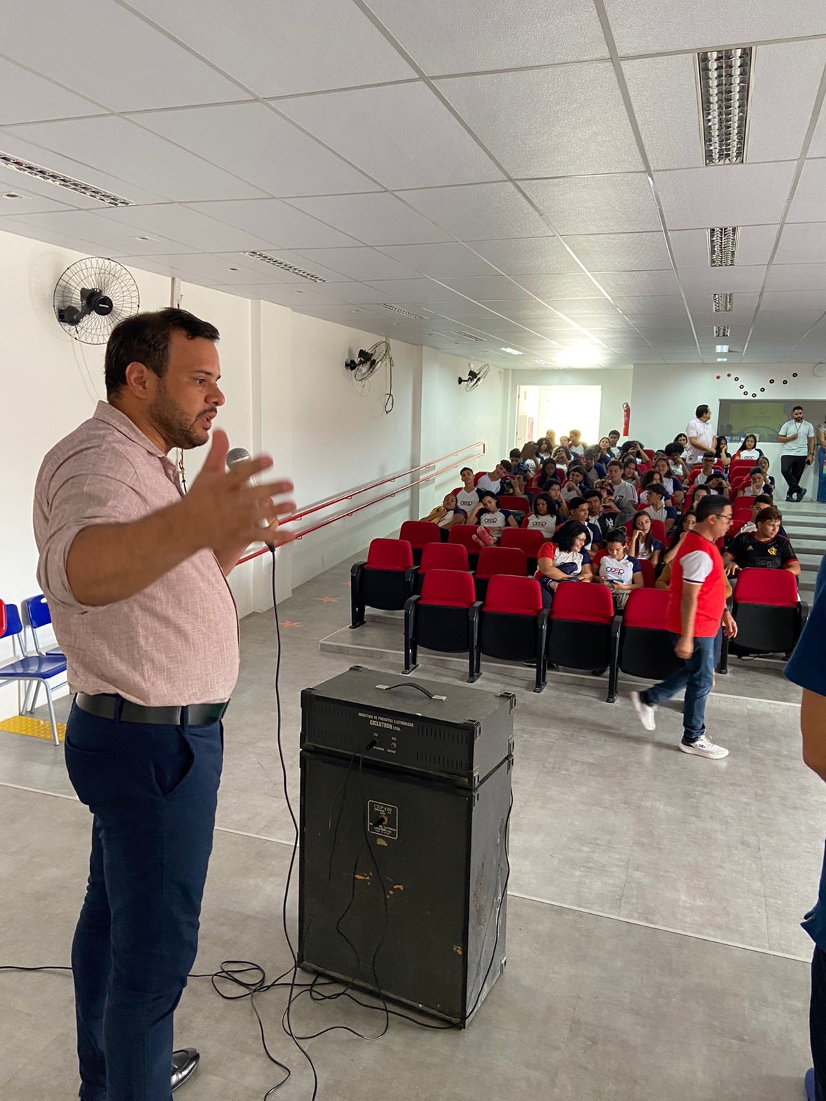 Macaíba é a primeira cidade do RN a receber o projeto Legislativo na Escola