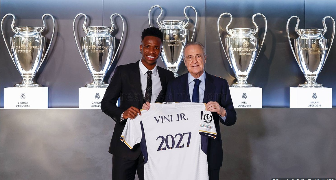 Vinícius Júnior renova contrato com o Real Madrid até 2027