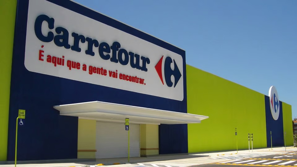 Lucro do Carrefour despenca 59% no trimestre