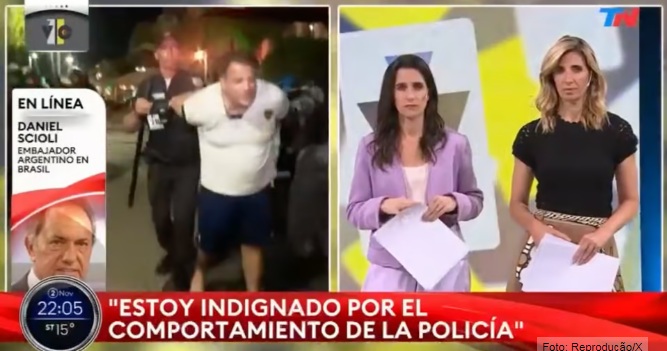 VÍDEO: Embaixador reclama de “repressão brutal” a torcedores do Boca