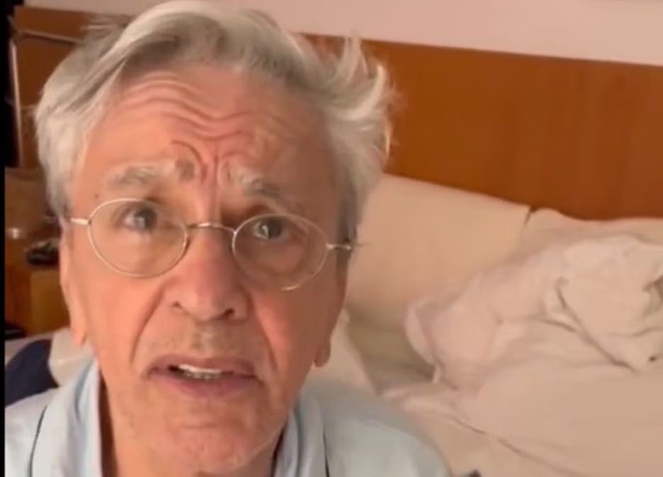 VÍDEO: Caetano Veloso fica em dúvida ao resolver questão do Enem sobre suas próprias músicas