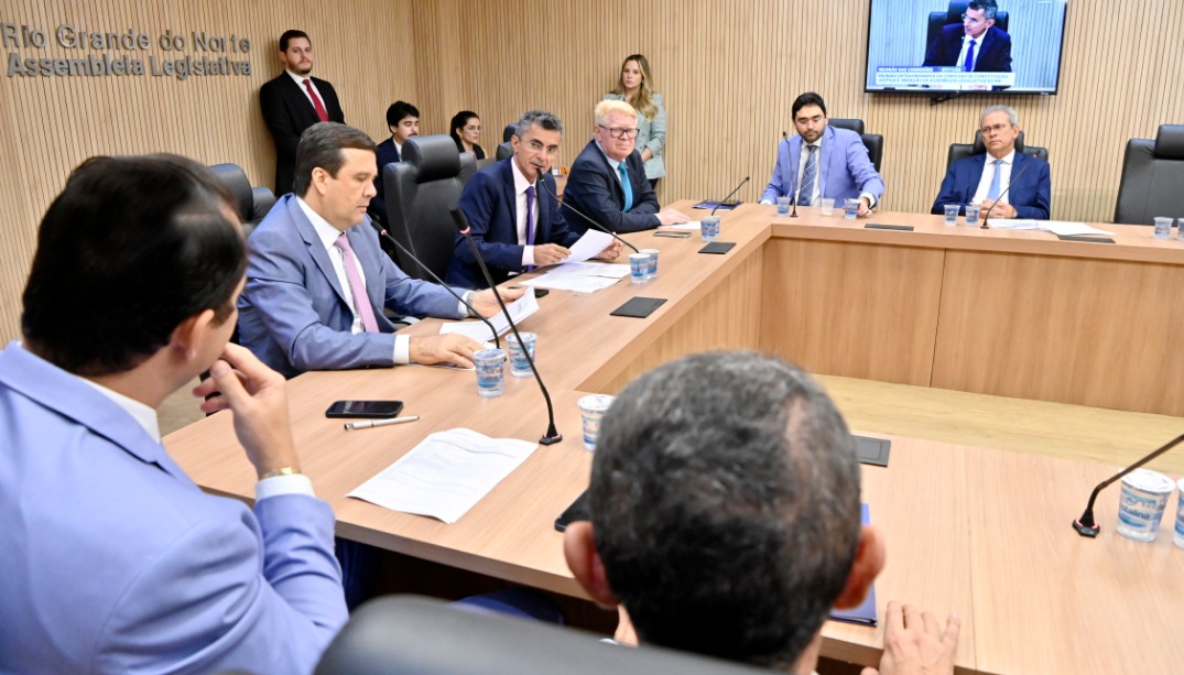 Projeto que aumenta ICMS para 20% em 2024 é aprovado em Comissão da Assembleia Legislativa