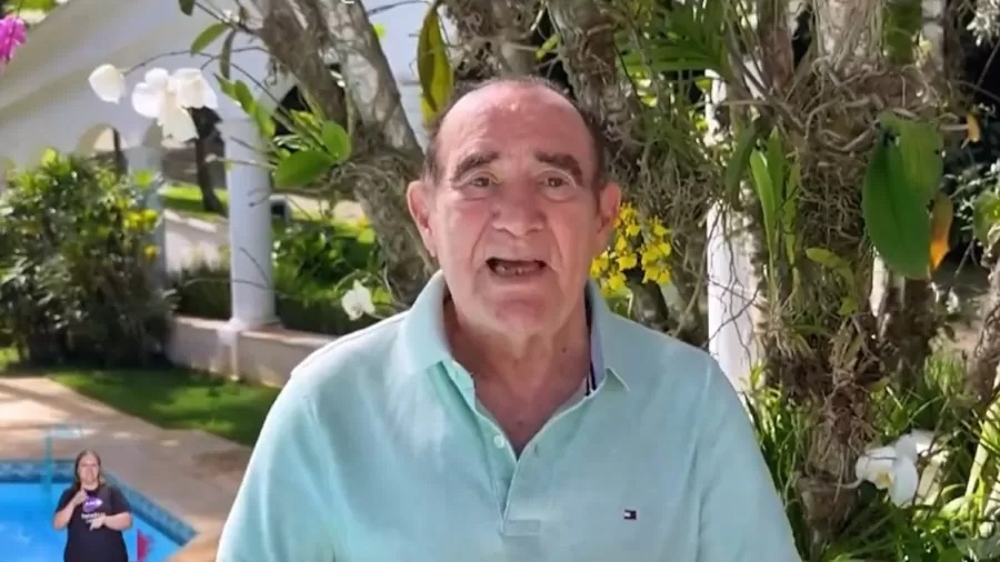 Em rara aparição, Renato Aragão surge no SBT pedindo doação ao Teleton